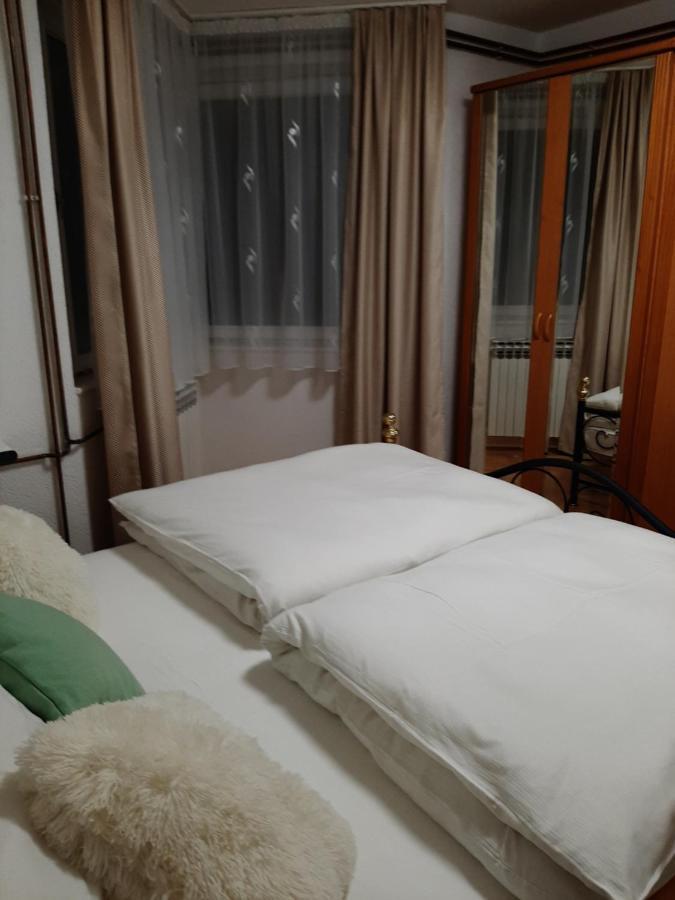 Apartman Hana Sanski Most ภายนอก รูปภาพ