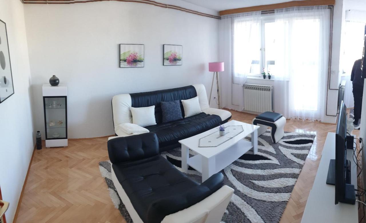 Apartman Hana Sanski Most ภายนอก รูปภาพ